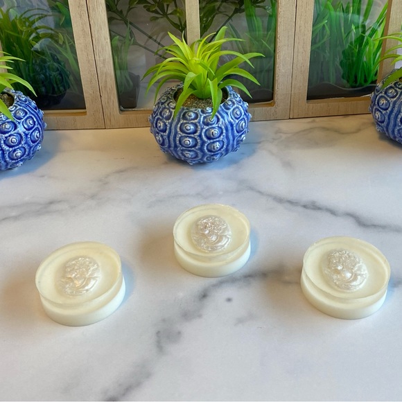 3 Bars Silver Cameo Soap Bar Set, Handmade, ( PRICE IS FIRM ) - Picture 7 of 8